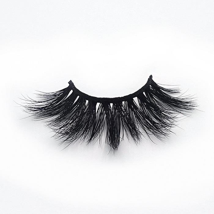 Mink Eyelashes With Custom Packaging