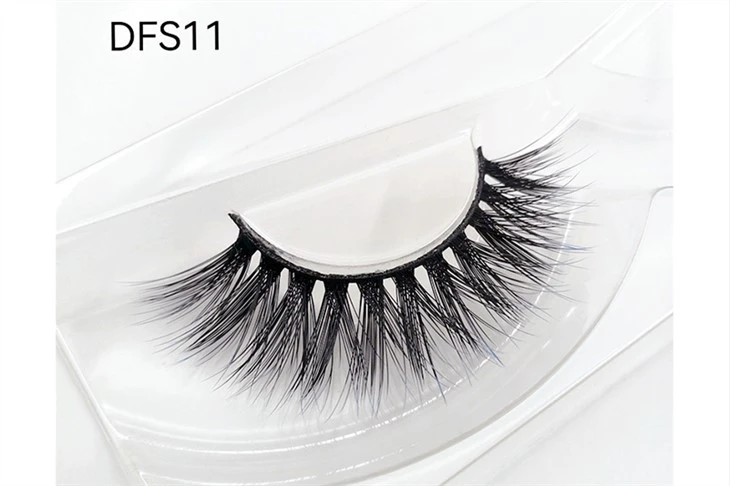 SIlk Eyelashes Are Indispensable For Costume Party